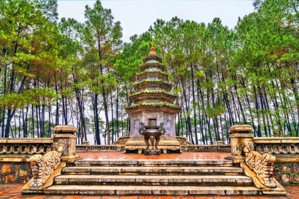 Photograph the spiritual allure of Hue’s heritage